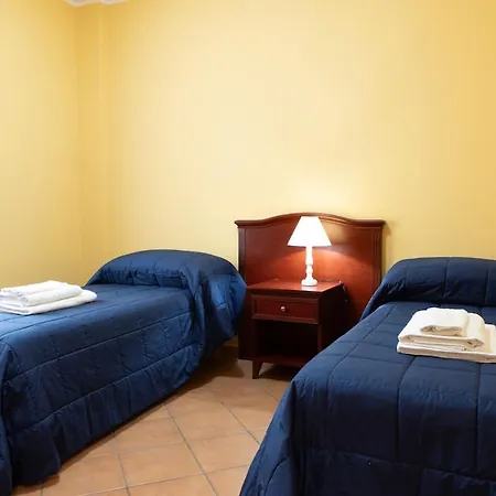 Serena-250metri Dal Mare -wifi- Free Parking * 丽都迪丰迪