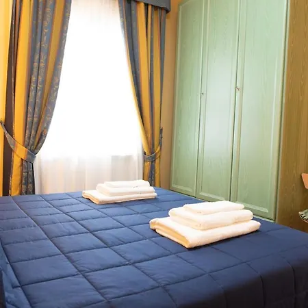 别墅 Serena-250metri Dal Mare -wifi- Free Parking
