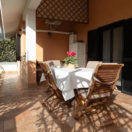 别墅 Serena-250metri Dal Mare -wifi- Free Parking 丽都迪丰迪